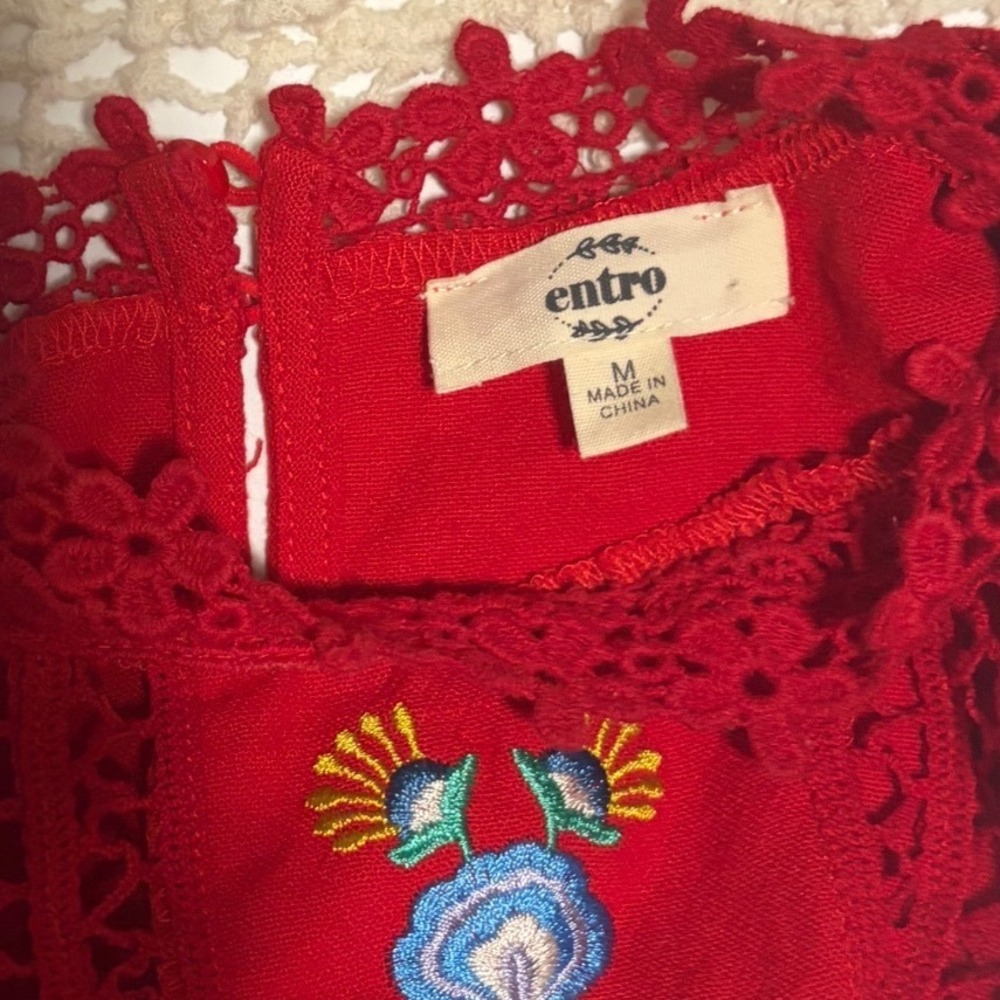 Entro Red Floral Embroidered Crochet Lace Trim Boho Cottagecore Shift Dress M - Picture 4 of 6